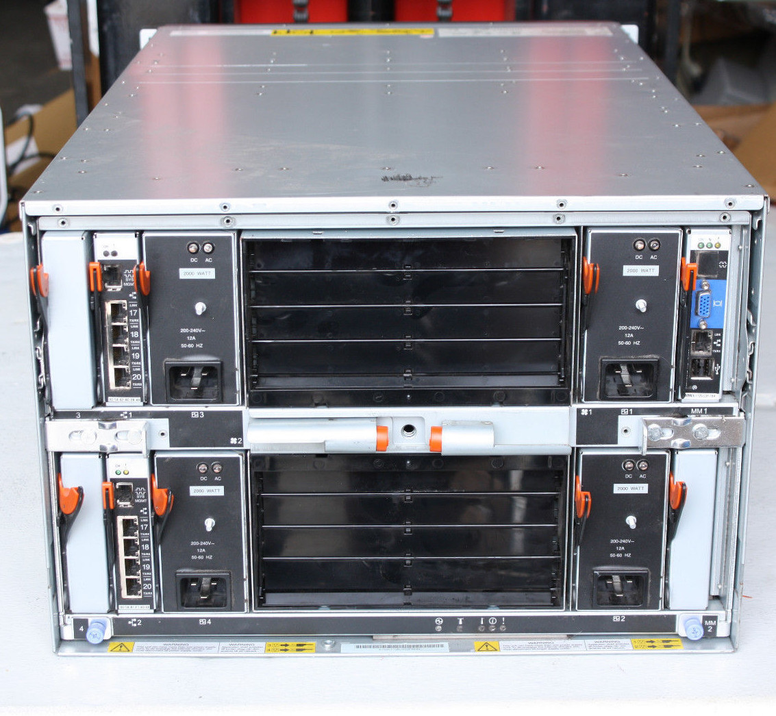 IBM BladeCenter 8677-3RU 8677 HC1 8677-HC1