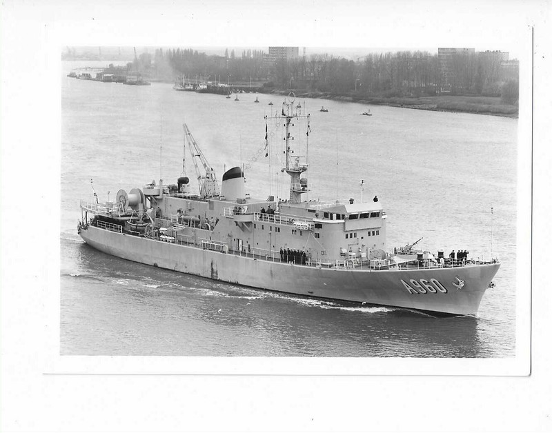 Belgique  Photo Marine De Guerre  Navire  A 960  Godetia