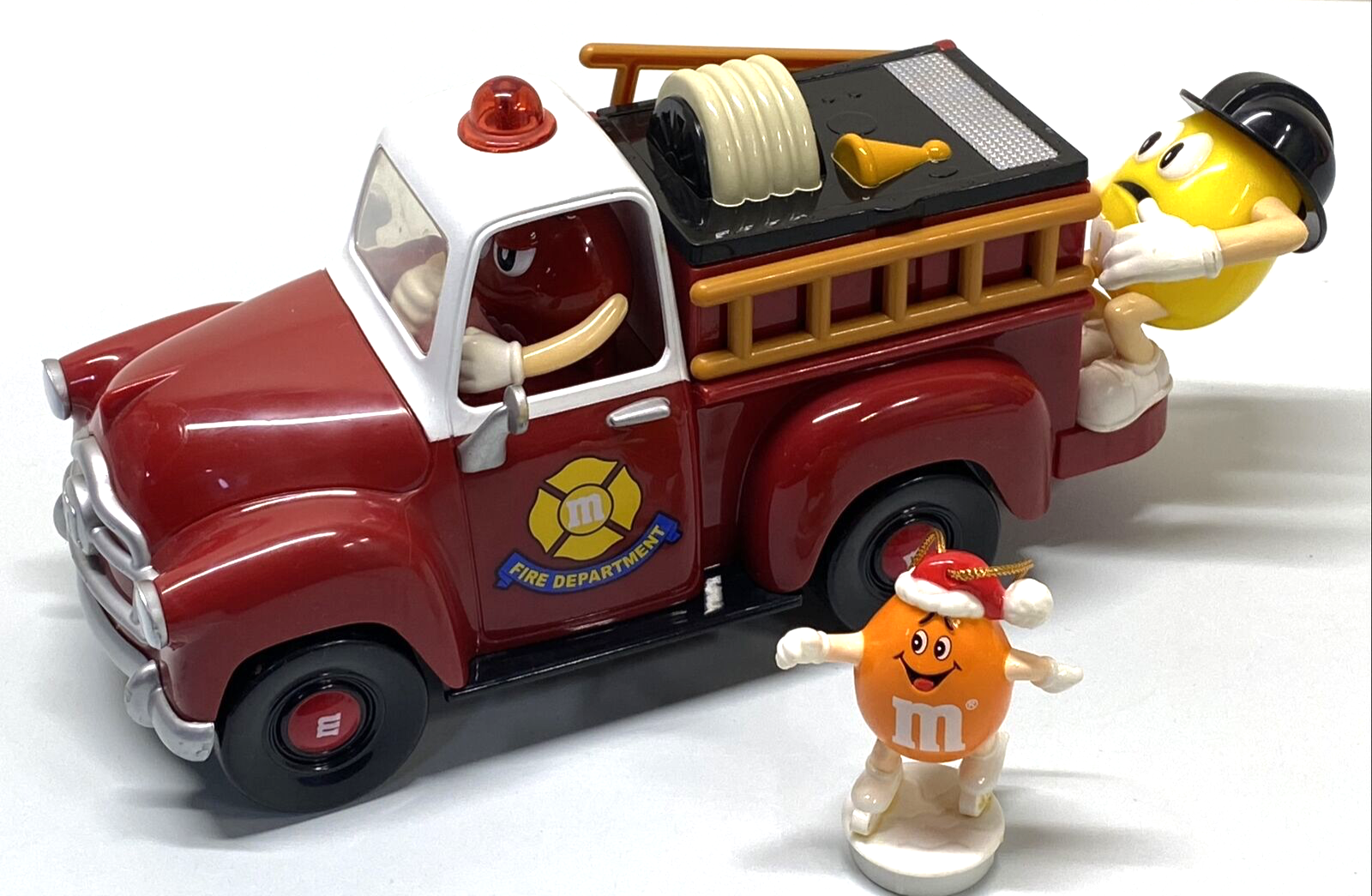 2006 Mars Inc. M&Ms Fire Department Fire Truck M&M dispenser