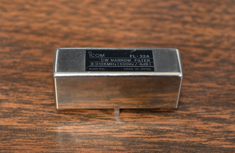 ICOM FL-32 9MHz CWフィルター FL-32【ICOM】9MHz帯CWフィルター 動作品 送料230円