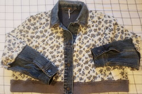 Pre-owned Free People Ditsy Denim Jacket Xs/s Blue Combo Quilted Floral Distressed