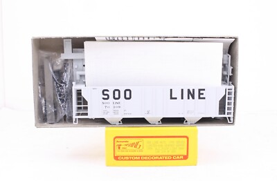 HO Con-Cor Accurate Finishing Soo Line PS Covered Hopper #70109 Soo Line H&TS