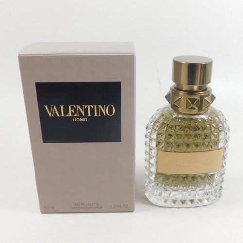ヴァレンティノ ウオモ EDT 100ml Amazon.com: Valentino Uomo Eau De Toilette Spray 5.1 oz