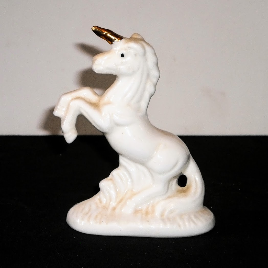 Unicorn Figurine White w/ Gold Horn - Made in Taiwan 5