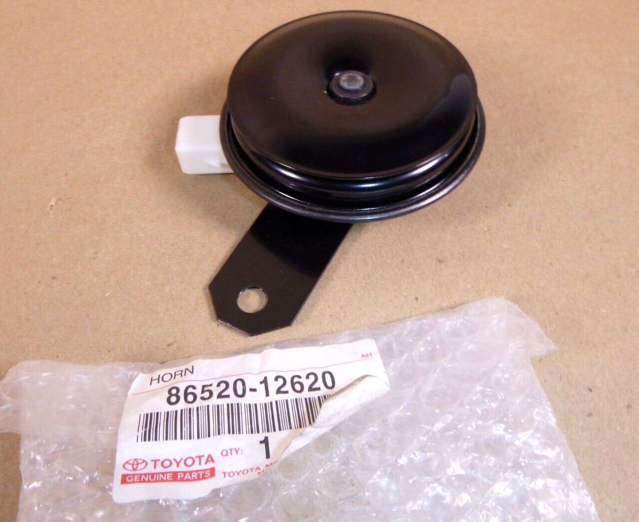 ブラッド New Genuine 1985-1987 Toyota Corolla Low Pitched Horn
