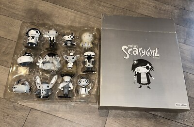 Flying Cat 2004 Nathan Jurevicius Scarygirl mono edition 3  vinyl figure set