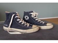 converse kurt cobain signature