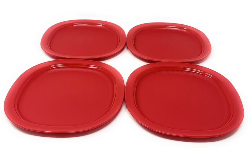Tupperware Red Microwave Luncheon Plates Set of 4 (8 Inches) NEW