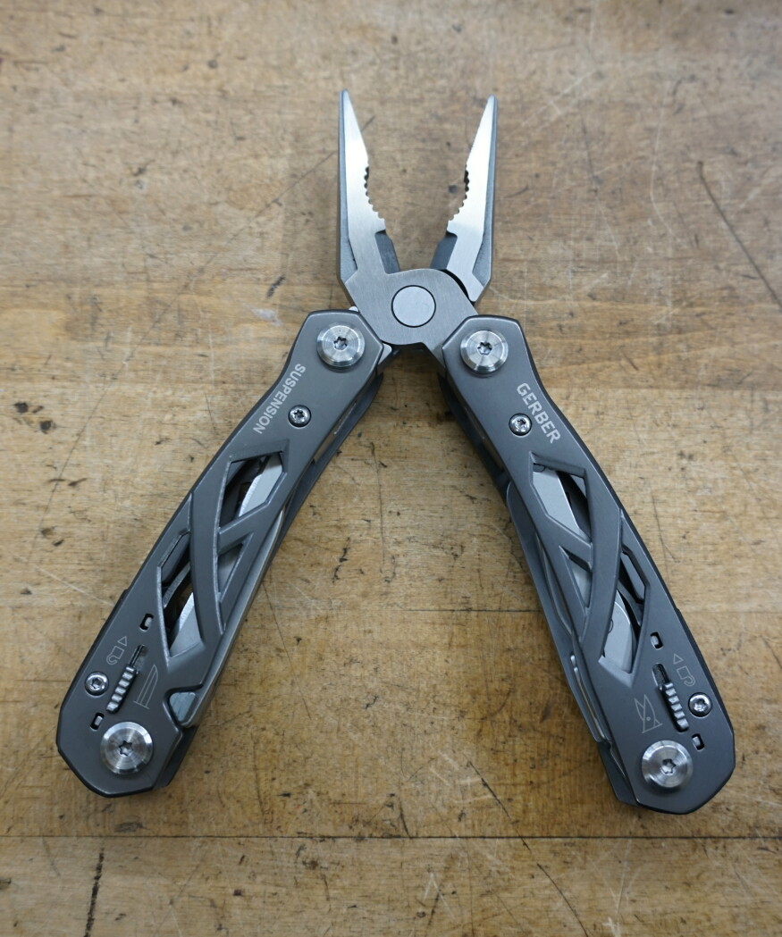 Multi Tool  Suspension Gerber Pocket Kit Knife mint cond w case FREE SHIPPING