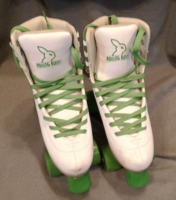 Rolling Bunny Womens Size 7  Roller Skates  White and green