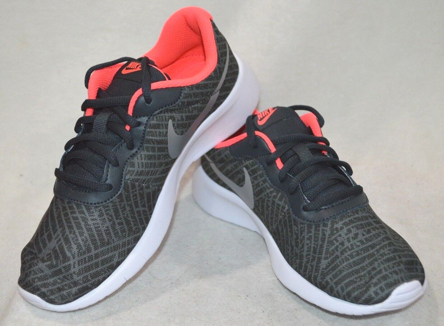 nike tanjun print gs