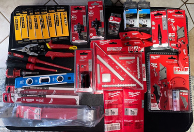 29 Piece Milwaukee DeWalt & Ideal Hand Tools Lot Assortment New & Used