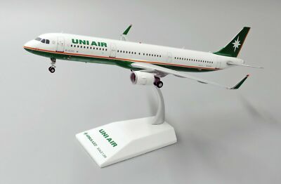 JC Wings 1:200 Uni Air Airbus A321-200SL B-16210 LH2096