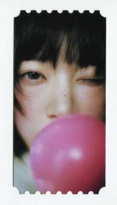 ILLIT - SUPER REAL ME [ALADIN BLUE DREAM MEDIA] POB EXCLUSIVE OFFICIAL PHOTOCARD