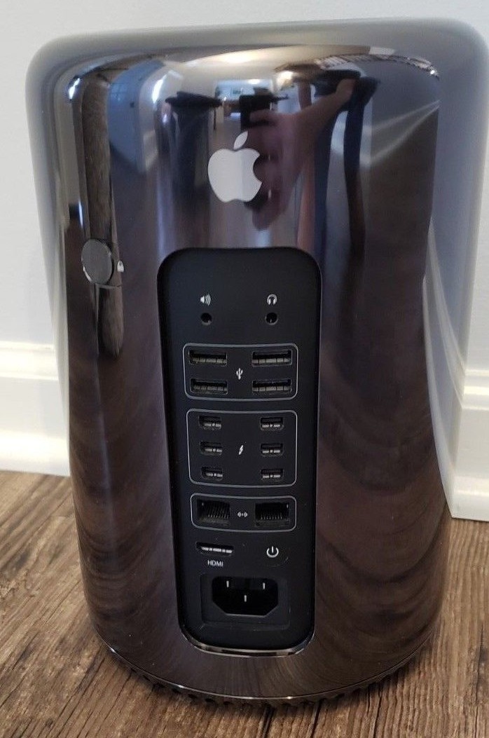 Apple Mac Pro 3.7GHz Quad Core E5-1620v2 12GB 256GB FirePro D300 ME253LL/A A1481