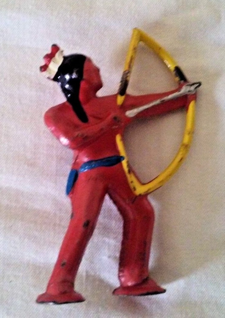 VINTAGE BARCLAY LEAD FIGURE INDIAN MAN WITH BOW AND ARROW