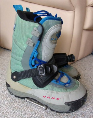 vans switch snowboard boots