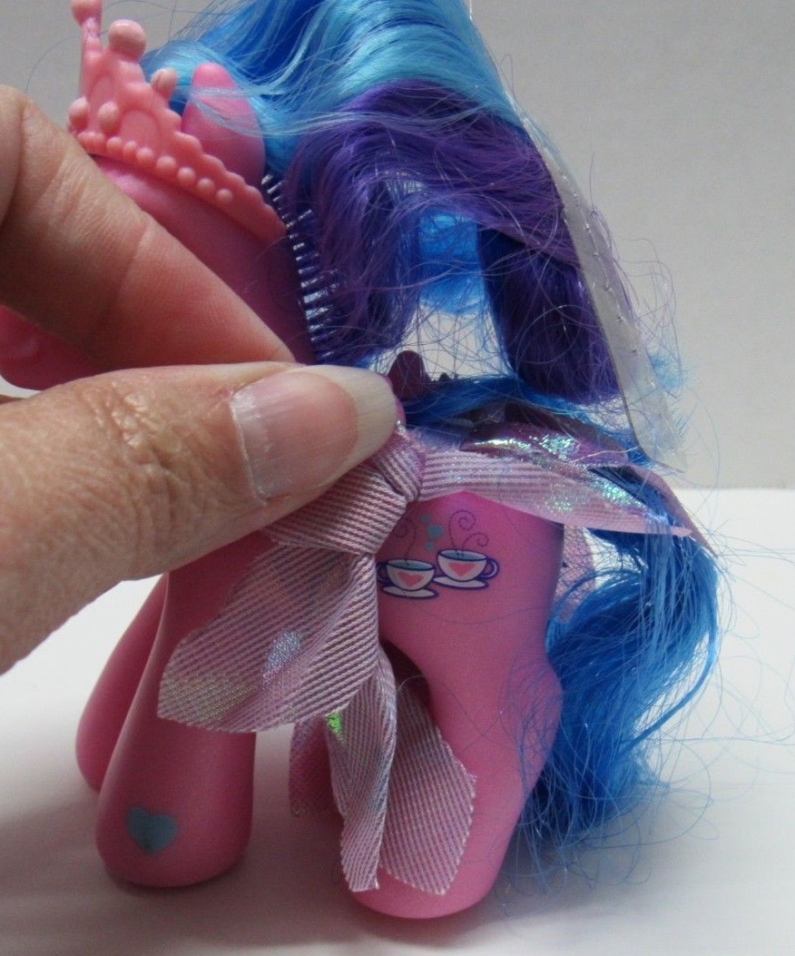 MY LITTLE PONY G3 2006 CRYSTAL PRINCESS SHARING TEA W/ TIRA-MI-SU & MOCHANUT +++