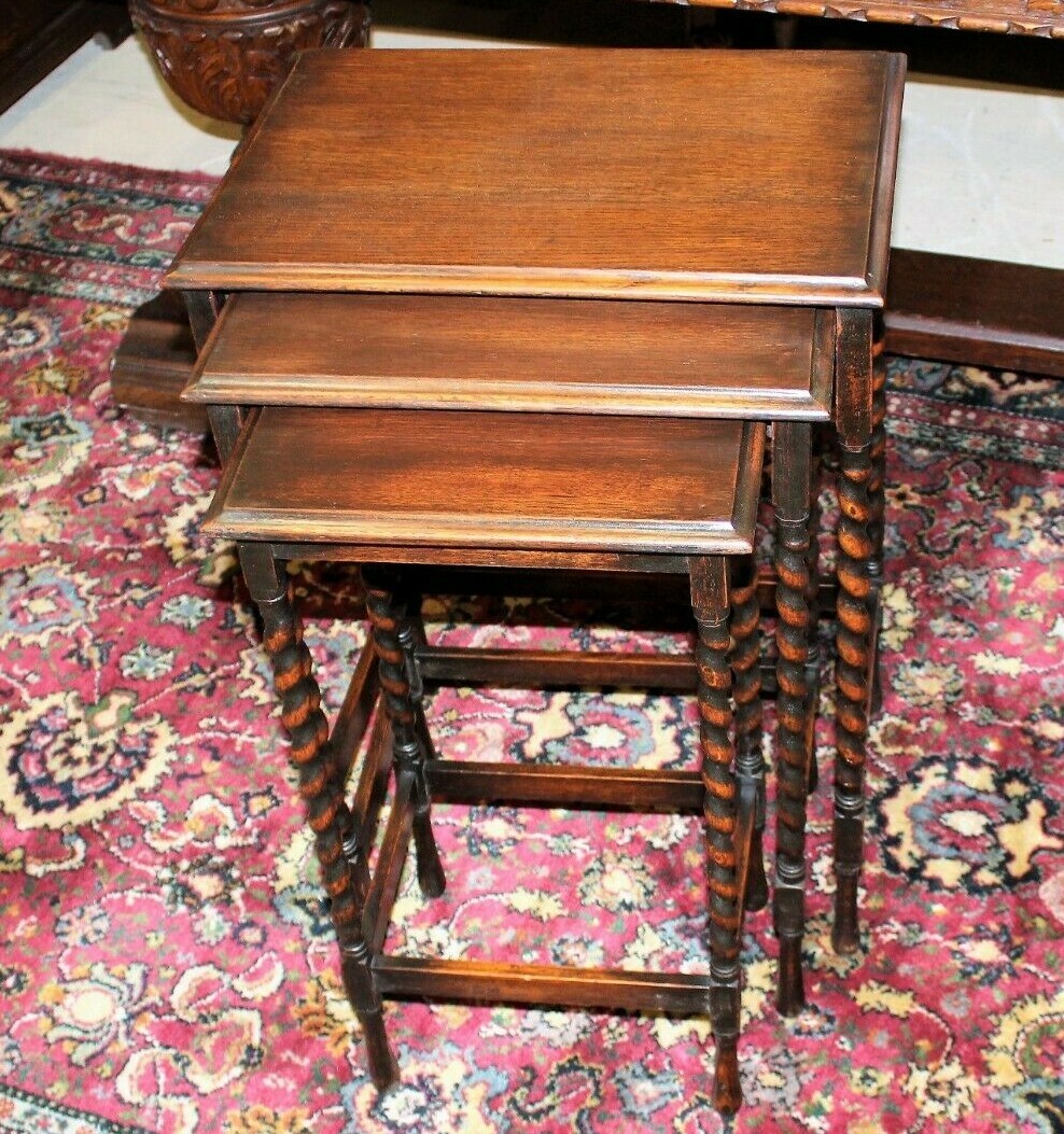 English Antique Oak Wood Barley Twist Legs Nesting Table Set of 3 Nested Tables