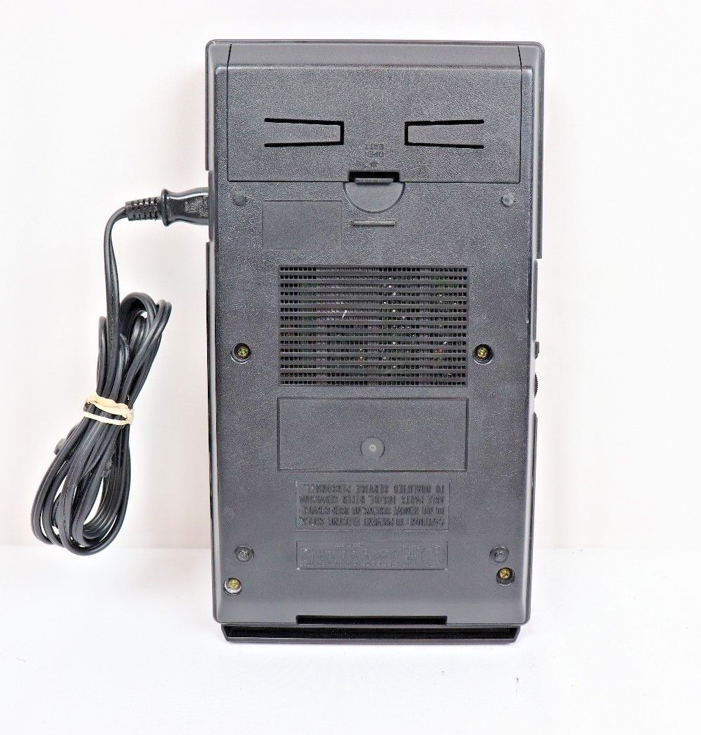 VINTAGE Panasonic Portable Cassette Tape Player/ Recorder Model RQ-2734