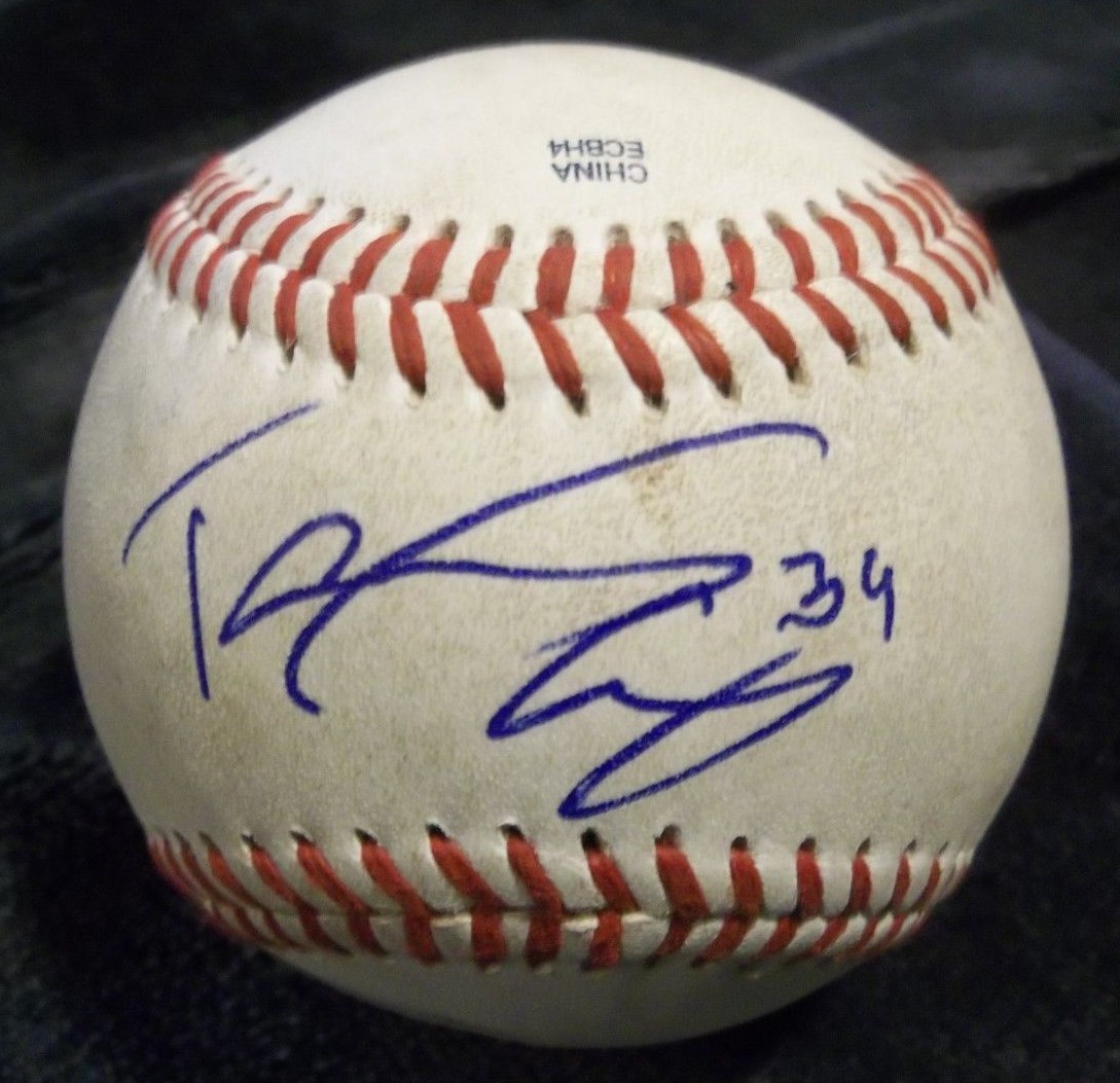 【SALE】MLB ホセ・アルトゥーべ　直筆サインPhoto 楽天市場】【MLB公式ホログラム付】MLB アストロズ ホセ