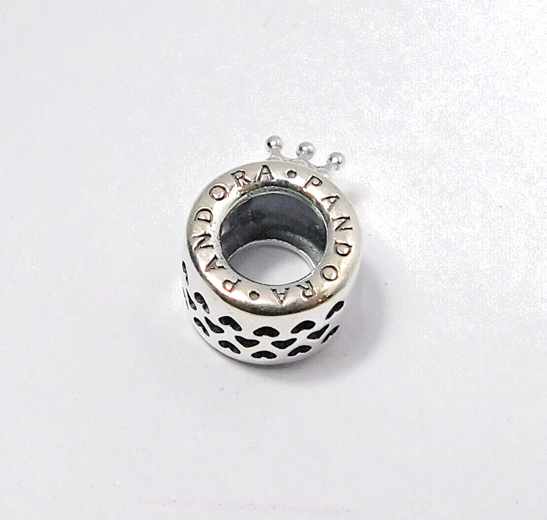 PANDORA Logo & Crown O ブレスレットチャーム 799036C00