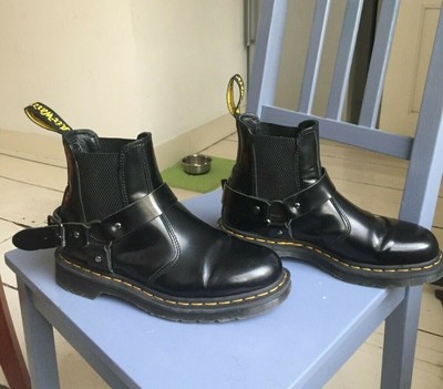 dr martens drakelow st dealer boots