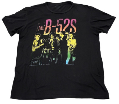 The B-52s 2019 Concert Black T-shirt Tee Shirt Rainbow Size Large 100% cotton