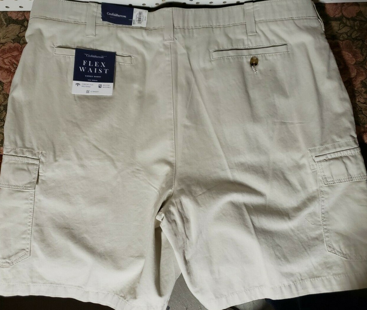 Mens Croft & Barrow Flex Waist Cargo Shorts NEW Size 44 Beige Tan Silver Birch