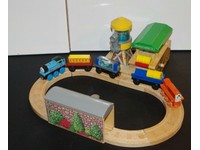 thomas wooden railway water tower
