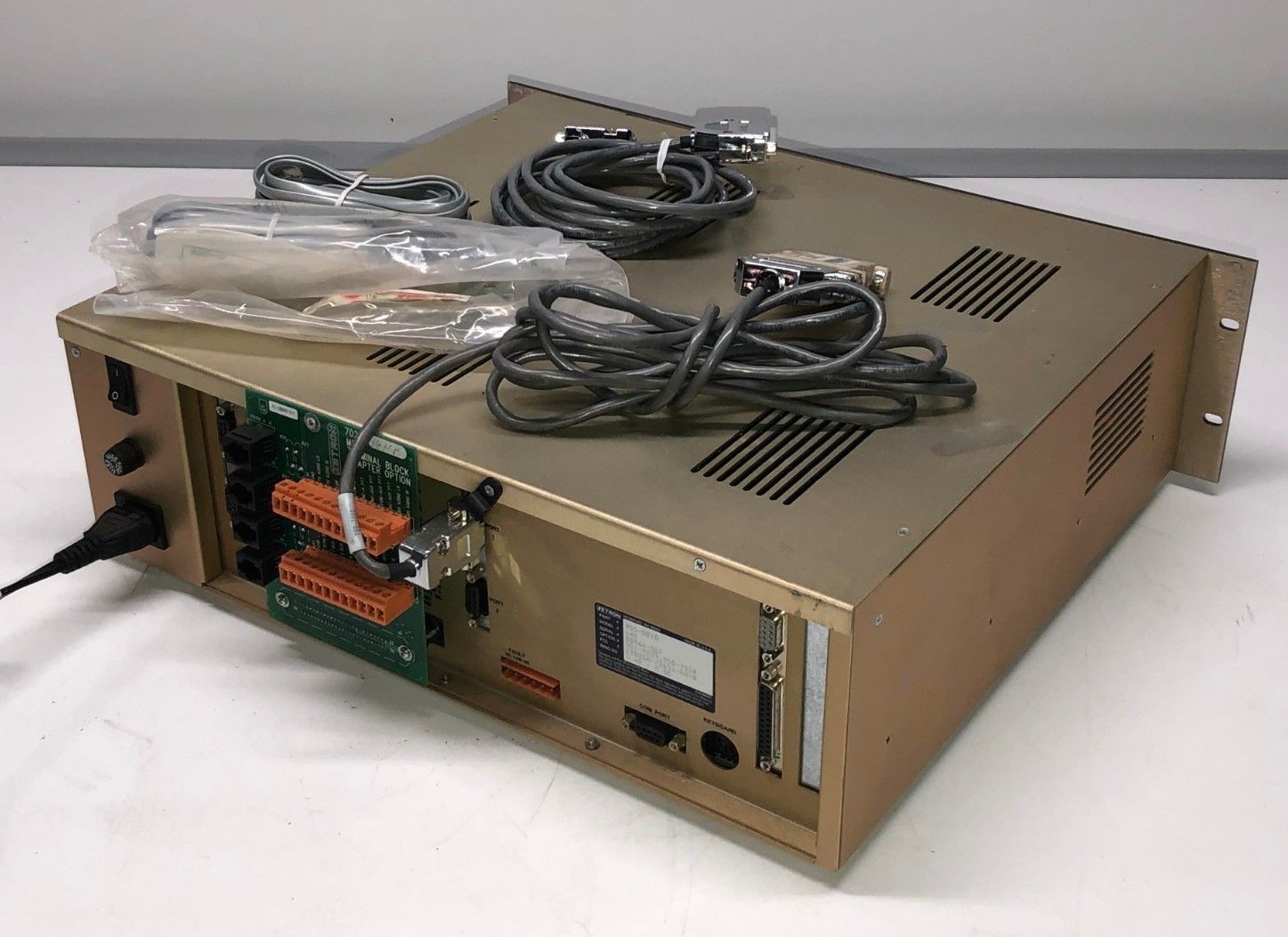 Zetron 640 DAPT XTRA Paging Transmitter Terminal w/ Extras 4 Line Term Block OPT
