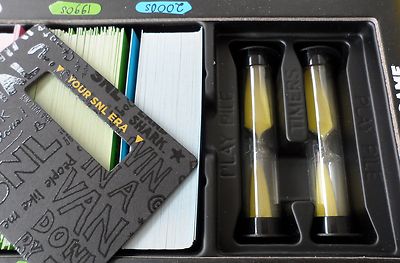 SATURDAY NIGHT LIVE, THE GAME Board 400 Cue Cards 6 Activity Categories