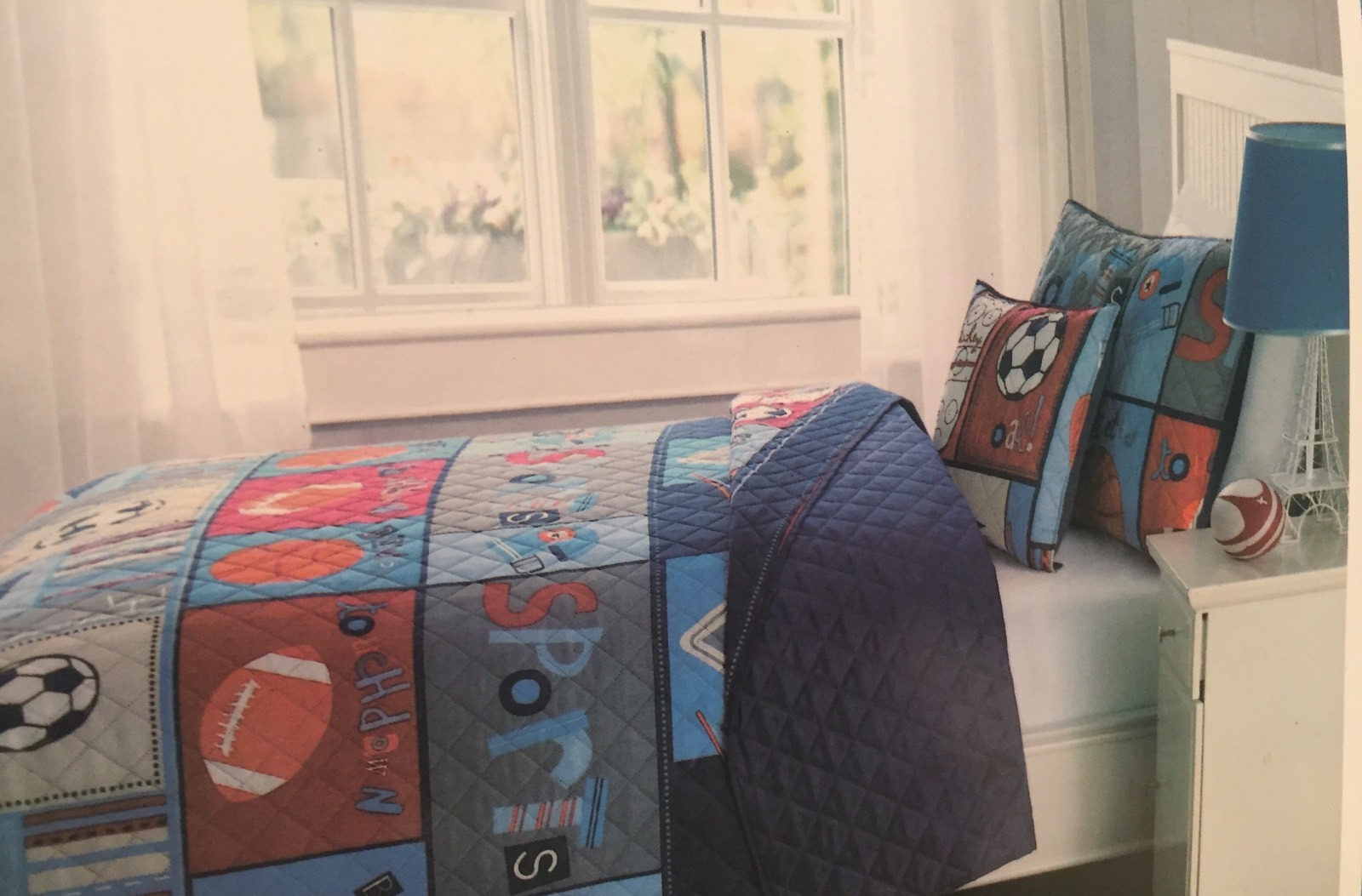NEW 3 PC Boys TWIN Sports Football Basketball Soccer Quilt & Pillow Set Blue/Red