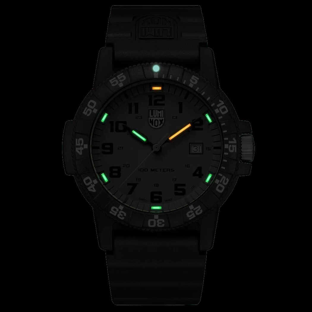 Pre-owned Luminox Men's Watch Xs.0337 Leatherback Sea Turtle Giant 44mm