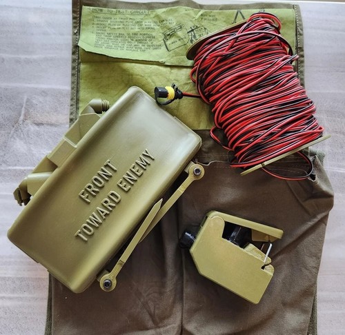 Viral Ring Cam Claymore Mine Kit Replica - Perfect for Pranks and Security!