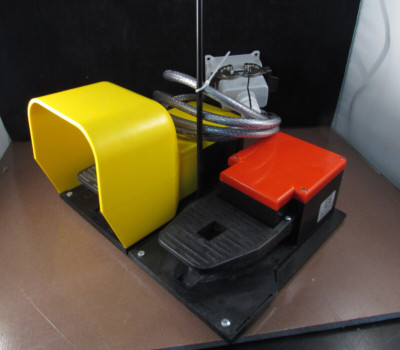 G.S. SESTO DOUBLE FOOT PEDAL SWITCH & wiring cable