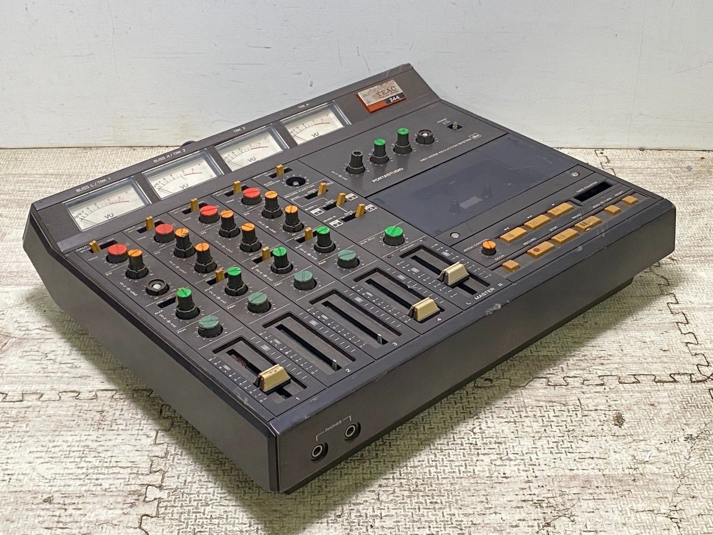 Junk Tascam 244 Portastudio 4-Track Cassette MultiTrack