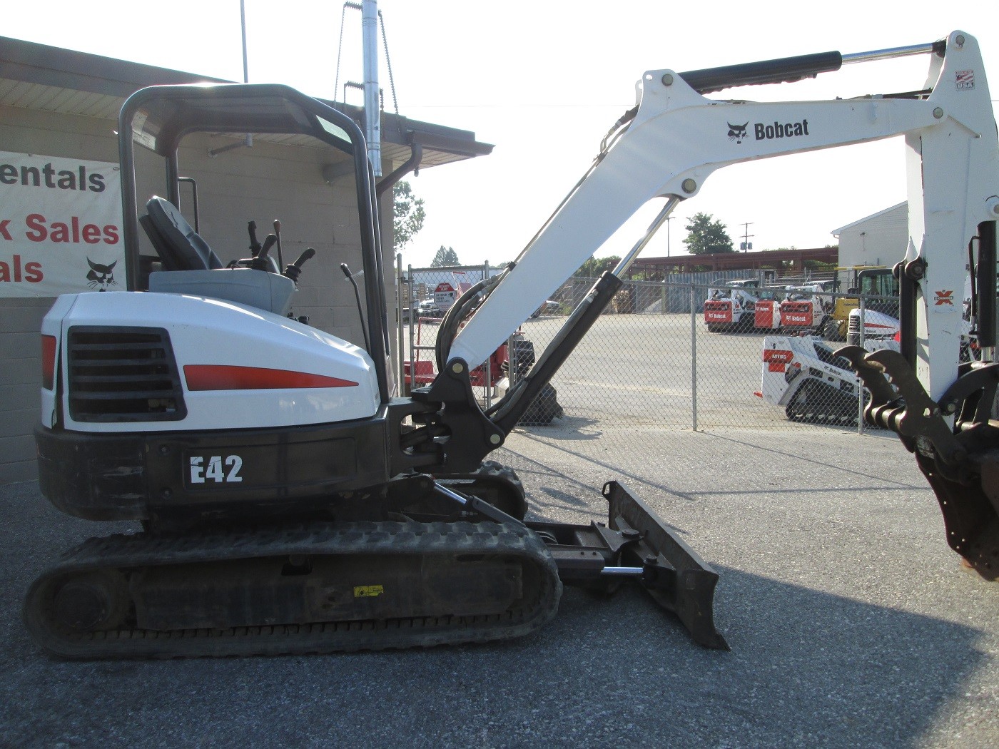 2011 Bobcat E42 Mini Excavator, 1241 Hours, 42 HP Diesel, Hydraulic Thumb, OROPS
