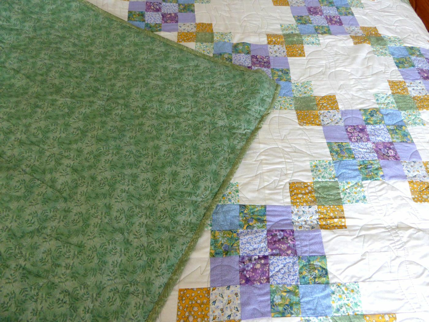 Beautiful New Hand Made Queen Size Square Block Pattern Quilt / Greens Purples++