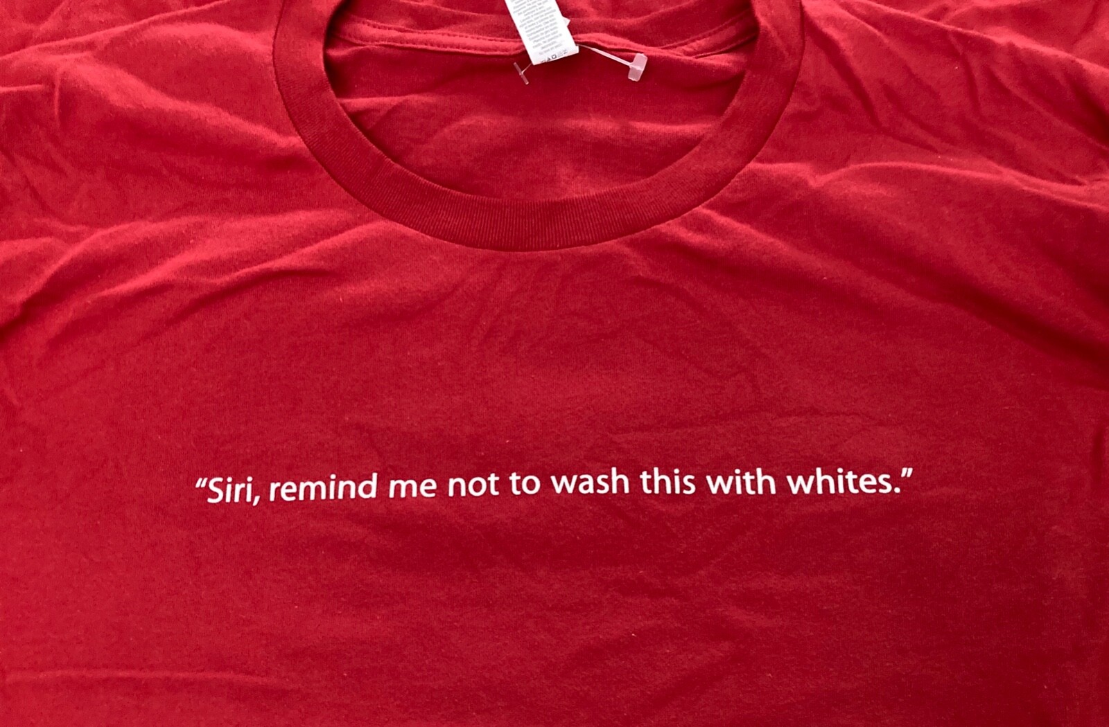 NWT Apple store red t-shirt Sz Lg NWT Apple store red t-shirt Sz Lg