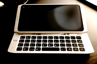 Nokia N950 Silver Prototype N9 00 Extremely Rare