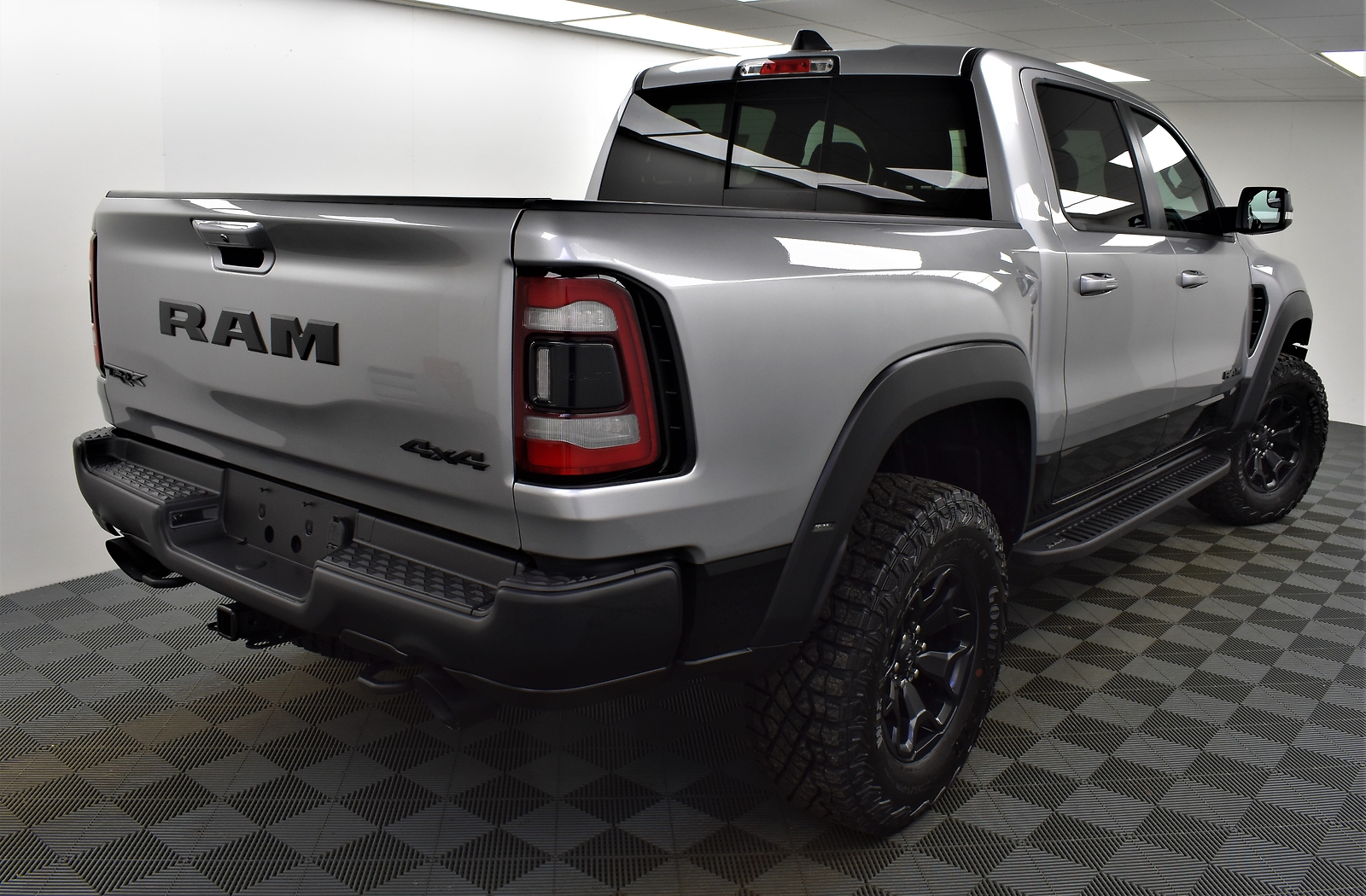 2022 Ram 1500 Trx Sunroof 6.2l Supercharged Hemi® V8 Srt Engine New