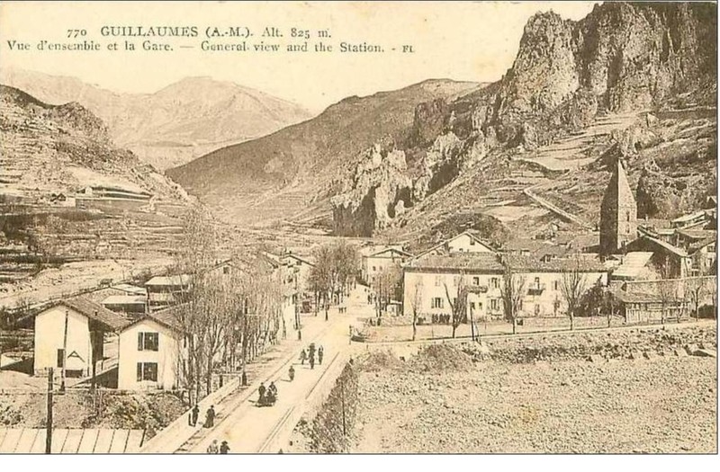 06.Guillaumes.Alt 825m.Vue D'Ensemble Et La Gare