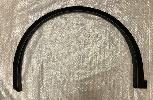 NEW OEM 2023 TESLA MD X FRONT LEFT GARNISH FENDER 1608094