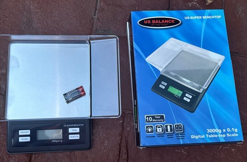 Table Top Digital Scale 3000g x 0.1g LCD Postal Jewlery Gram Oz NIB