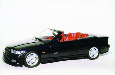1:18 UT Models BMW E36 M3 Cabrio Convertible techno violet