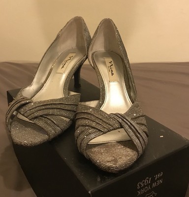 nina new york silver heels