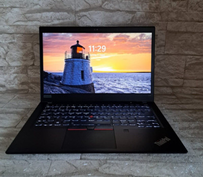 Lenovo ThinkPad T14s 14'' FHD 256GB Intel Core i5-10210U 16GB RAM Win11