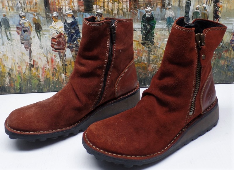 Fly London Mong Boot Size 37 US 6 6.5 220