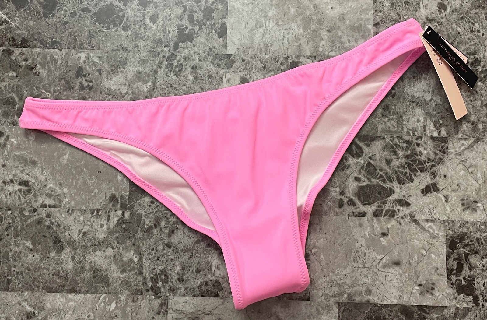 Victoria's Secret 水着 ゴールドラインピンクベロア Victoria's Secret - VSベロアビキニセットの通販 by Minmum's